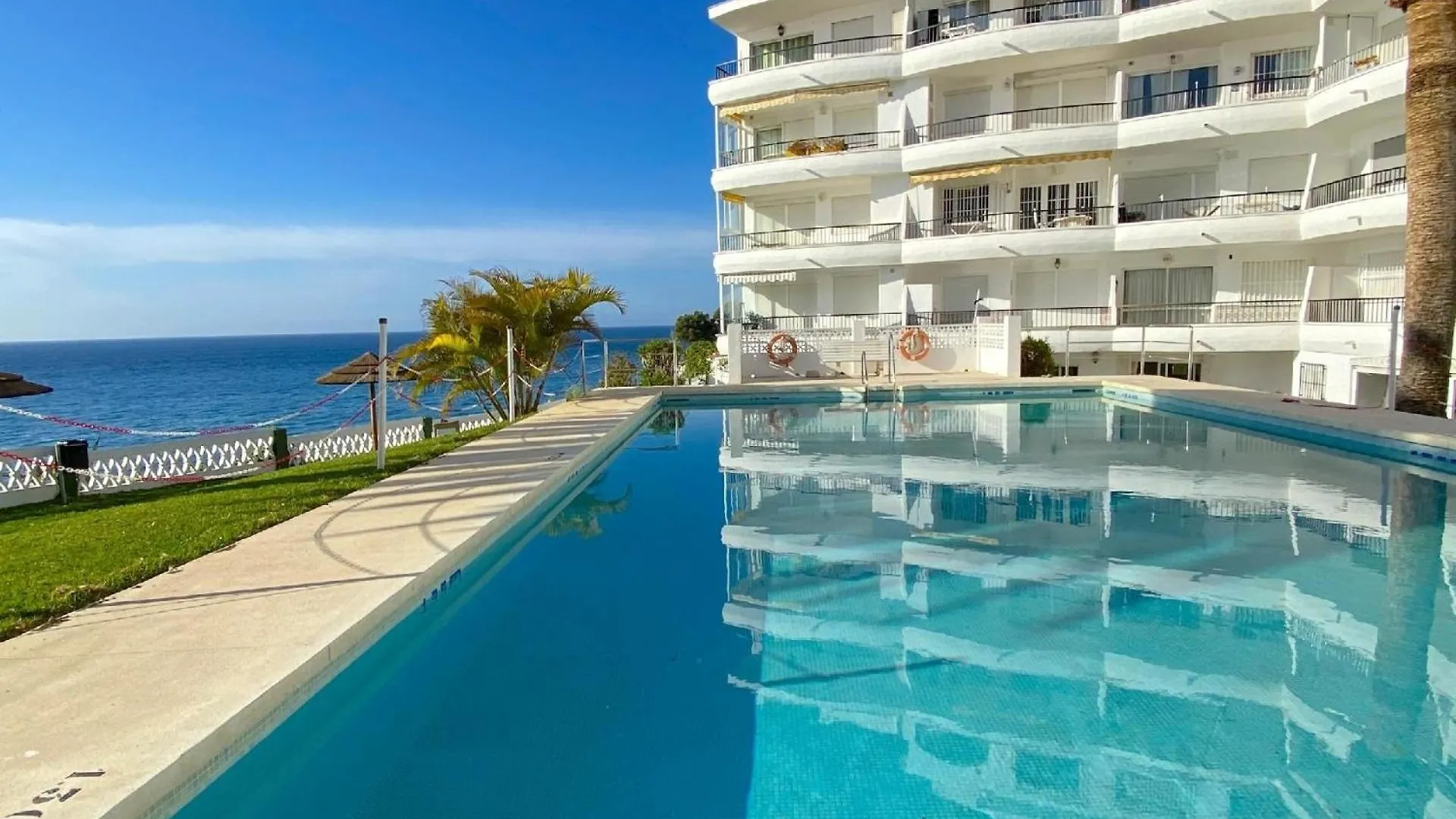 Apartment Ferienwohnung Fuer 2 Personen Ca 40 Qm In Nerja, Andalusien Costa Del Sol