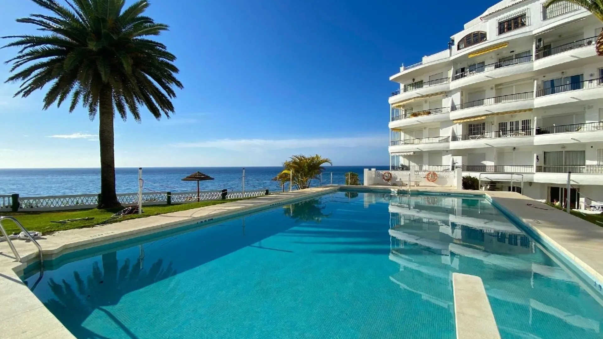 Ferienwohnung Fuer 2 Personen Ca 40 Qm In Nerja, Andalusien Costa Del Sol Spain